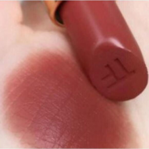 Tom Ford Equis Satin Lipstick (Nude Rosey Brown) - Picture 5 of 17
